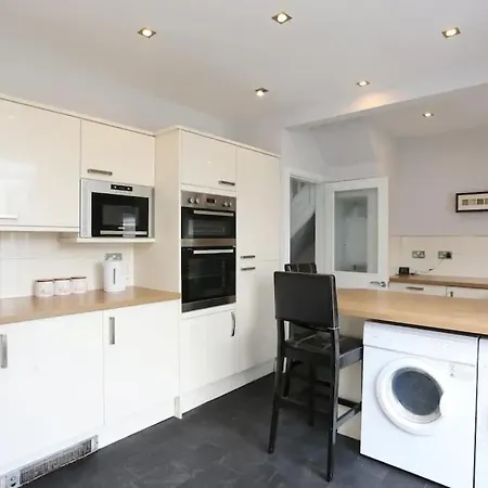 Villa Seaside Stroll Retreat With Free Parking Cleveleys Esterno foto