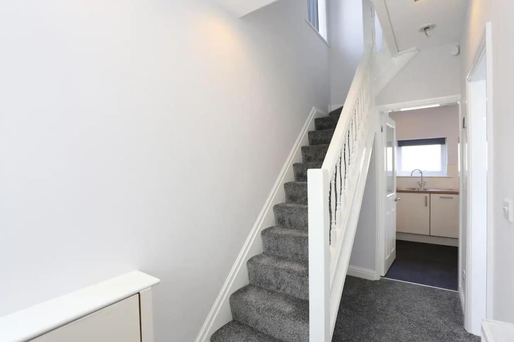 Seaside Stroll Retreat With Free Parking * Cleveleys