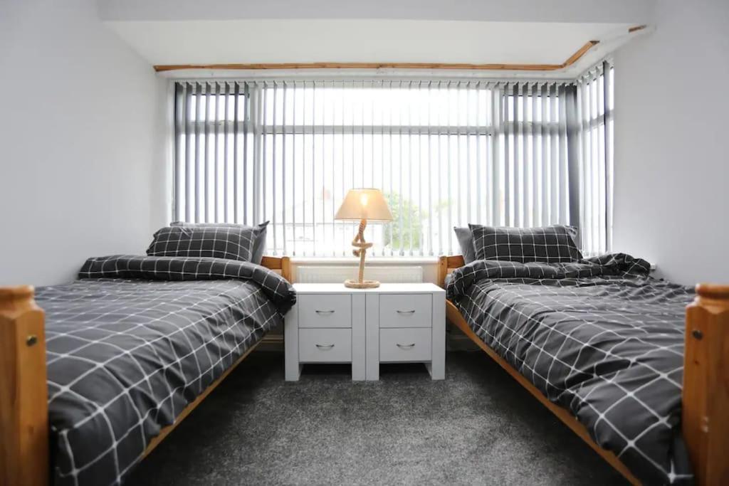 Holiday home Seaside Stroll Retreat With Free Parking