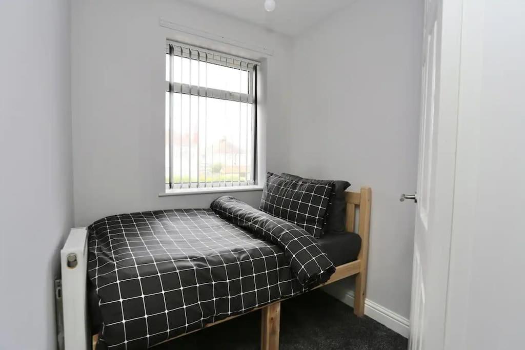 Seaside Stroll Retreat With Free Parking * Cleveleys